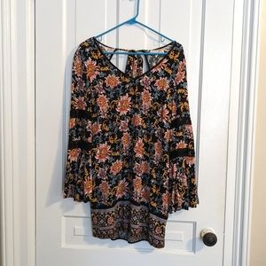 Xhilaration Floral Shift Dress with Bell Sleeves and Keyhole Back